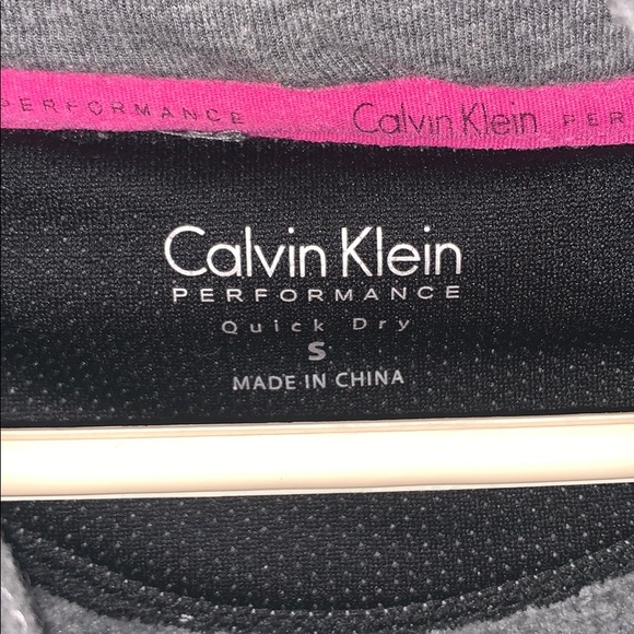 Calvin Klein Sweater - Picture 2 of 4